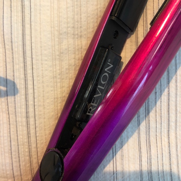 Revlon Ombré Hair Straightener Flat Iron - Picture 3 of 5
